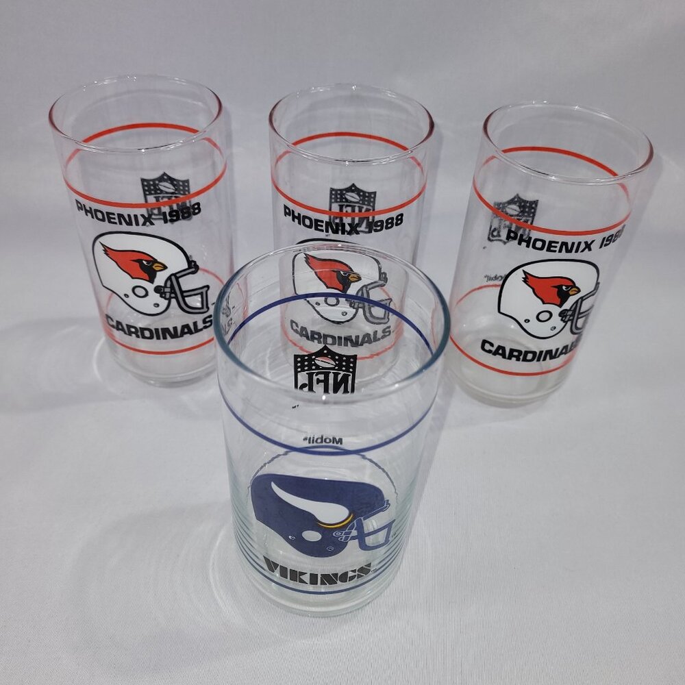 Mobil NFL Football Phoenix Cardinals & Vikings Vintage Glass Set 4 Beer Glasses